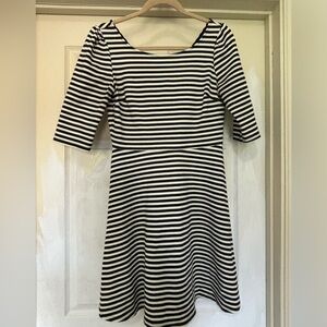 Pixley Size M black and white striped dress